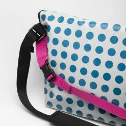 PUMA Traction Courier Umhängetasche 069767-01 -JELEX Geschäft 069767 01 2 1280x1280