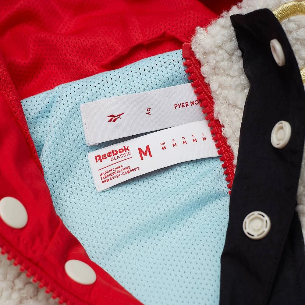 Reebok X Pyer Moss Herren Nylon Windbreaker FN2526 6 Reebok X Pyer Moss Herren Nylon Windbreaker FN2526 – Bild 4